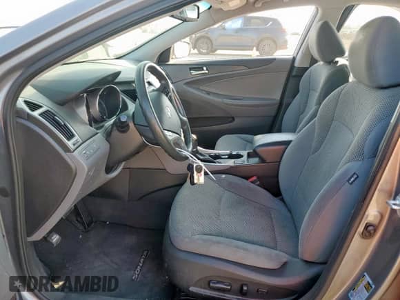 2014 Hyundai Sonata GLS with VIN 5NPEB4AC9EH875300, listed as a Copart auction lot 80137335 with 123,921 mi miles and Salvage title. Bid and sale history available at DreamBid. Image 7.