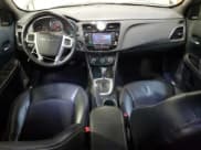 ✅ 2011 Chrysler 200 S • VIN: 1C3BC8FG2BN581773 • Lot: 92090605. Listed on Copart with 145,272 mi. Free auction sales archive from the USA and detailed vehicle history report at DreamBid. Image 8.