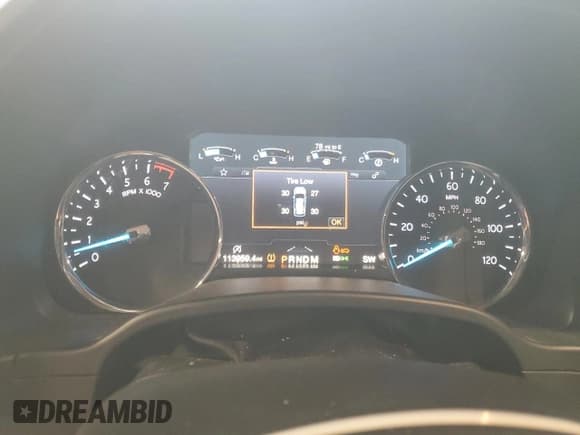 ✅ 2019 Ford Expedition Max Platinum • VIN: 1FMJK1MT0KEA45854 • Lot: 90902025. Wystawiony na Copart z przebiegiem 113 959 mil. Bezpłatny archiwum sprzedaży aukcyjnych z USA i szczegółowy raport historii pojazdu na DreamBid. Zdjęcie 9.