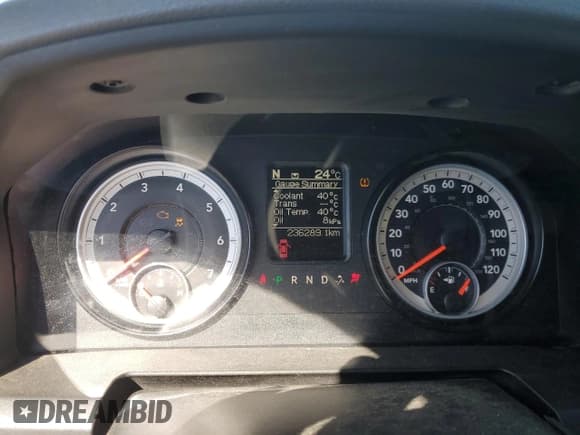 ✅ 2014 Ram 1500 ST • VIN: 1C6RR7ST7ES409810 • Лот: 52236265. Опубликован ранее на Copart с пробегом 236 289 миль. Бесплатный доступ к архиву аукционных продаж из США и подробный отчёт об истории автомобиля на DreamBid. Изображение 9.