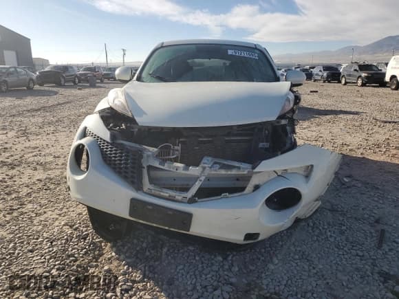 ✅ 2012 Nissan Juke SL • VIN: JN8AF5MV4CT117660 • Lot: 91211695. Wystawiony na Copart z przebiegiem Nie podano. Bezpłatny archiwum sprzedaży aukcyjnych z USA i szczegółowy raport historii pojazdu na DreamBid. Zdjęcie 5.