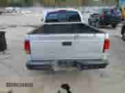 2004 Dodge Dakota z VIN 1D7FL16K24S621269, wystawiony jako Copart lot #75284304 z przebiegiem Nie podano mil oraz Szkoda całkowita • Salvage title. Historia ofert i sprzedaży dostępna na DreamBid. Obrazek 6.