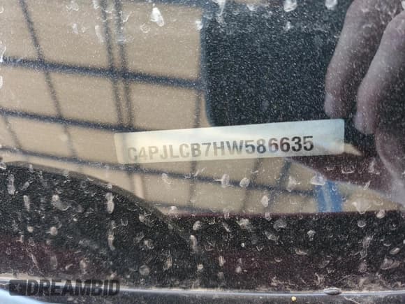 ✅ 2017 Jeep Cherokee Latitude • VIN: 1C4PJLCB7HW586635 • Lot: 87436465. Wystawiony na Copart z przebiegiem 111 862 mil. Bezpłatny archiwum sprzedaży aukcyjnych z USA i szczegółowy raport historii pojazdu na DreamBid. Zdjęcie 13.