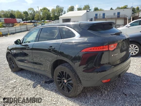 ✅ 2019 Jaguar F-Pace 25t Prestige • VIN: SADCK2GX2KA391577 • Lot: 81089865. Listed on Copart with 78,198 mi. Free auction sales archive from the USA and detailed vehicle history report at DreamBid. Image 2.