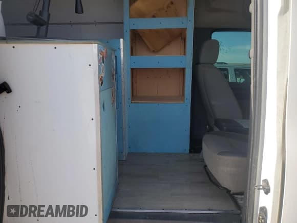 ✅ 2017 Nissan NV Cargo SV • VIN: 1N6BF0LY0HN805095 • Lot: 53978975. Wystawiony na Copart z przebiegiem 131 896 mil. Bezpłatny archiwum sprzedaży aukcyjnych z USA i szczegółowy raport historii pojazdu na DreamBid. Zdjęcie 10.