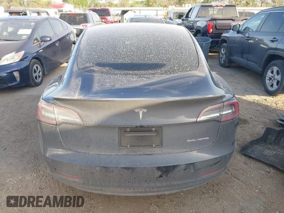 ✅ 2022 Tesla Model 3 Long Range • VIN: 5YJ3E1EB3NF264532 • Lot: 41842044. Wystawiony na IAAI z przebiegiem 42 280 mil. Bezpłatny archiwum sprzedaży aukcyjnych z USA i szczegółowy raport historii pojazdu na DreamBid. Zdjęcie 15.