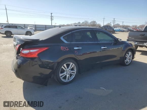 ✅ 2016 Nissan Altima SL • VIN: 1N4BL3AP6GC270782 • Lot: 48162215. Listed on Copart with 51,028 mi. Free auction sales archive from the USA and detailed vehicle history report at DreamBid. Image 3.