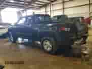 2008 Chevrolet Colorado 2LT z VIN 1GCDT49E188183873, wystawiony jako Copart lot #54314755 z przebiegiem 104 757 mil mil oraz Szkoda całkowita • Salvage title. Historia ofert i sprzedaży dostępna na DreamBid. Obrazek 2.