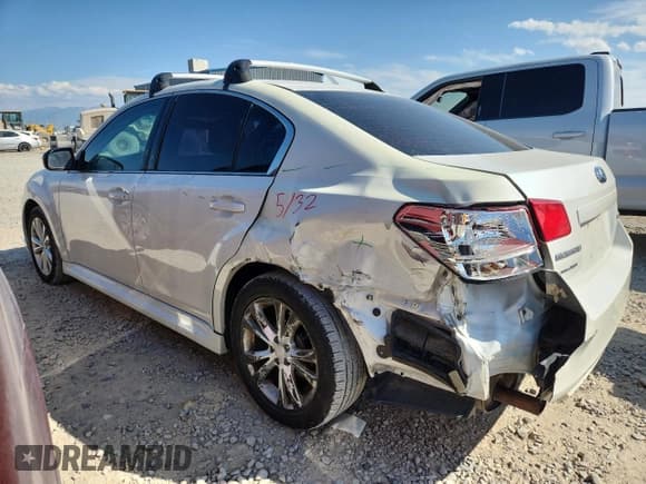 ✅ 2014 Subaru Legacy 2.5i • VIN: 4S3BMBA60E3002400 • Lot: 80851285. Wystawiony na Copart z przebiegiem 137 790 mil. Bezpłatny archiwum sprzedaży aukcyjnych z USA i szczegółowy raport historii pojazdu na DreamBid. Zdjęcie 2.