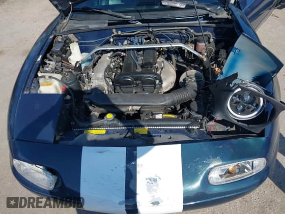 ✅ 1996 Mazda MX-5 Miata • VIN: JM1NA3533T0716564 • Lot: 42191052. Listed on IAAI with 101,713 mi. Free auction sales archive from the USA and detailed vehicle history report at DreamBid. Image 10.