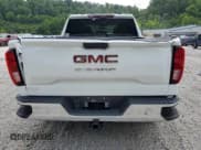 ✅ 2021 GMC Sierra 1500 • VIN: 3GTU9AEF7MG270032 • Lot: 62714895. Wystawiony na Copart z przebiegiem 23 609 mil. Bezpłatny archiwum sprzedaży aukcyjnych z USA i szczegółowy raport historii pojazdu na DreamBid. Zdjęcie 6.