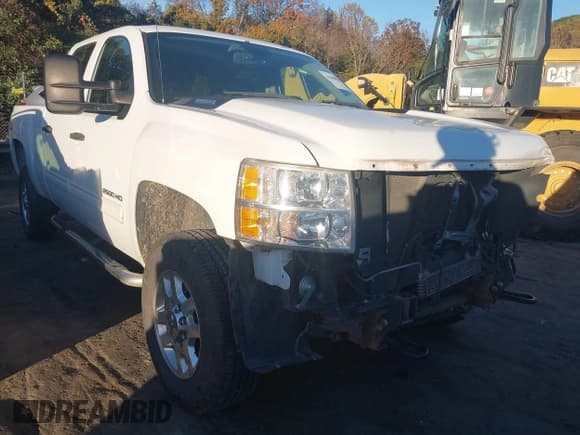 ✅ 2012 Chevrolet Silverado 2500HD LT • VIN: 1GC1KXCG2CF156302 • Lot: 43600860. Listed on IAAI with 208,899 mi. Free auction sales archive from the USA and detailed vehicle history report at DreamBid. Image 1.