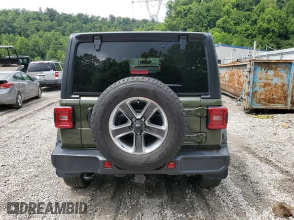 ✅ 2022 Jeep Wrangler Unlimited Sahara Altitude • VIN: 1C4HJXEG1NW172377 • Lot: 63107395. Listed on Copart with 33,920 mi. Free auction sales archive from the USA and detailed vehicle history report at DreamBid. Image 6.