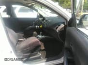 ✅ 2010 Mitsubishi Outlander ES • VIN: JA4AT2AW5AZ004367 • Lot: 42473635. Listed on IAAI with 156,250 mi. Free auction sales archive from the USA and detailed vehicle history report at DreamBid. Image 5.