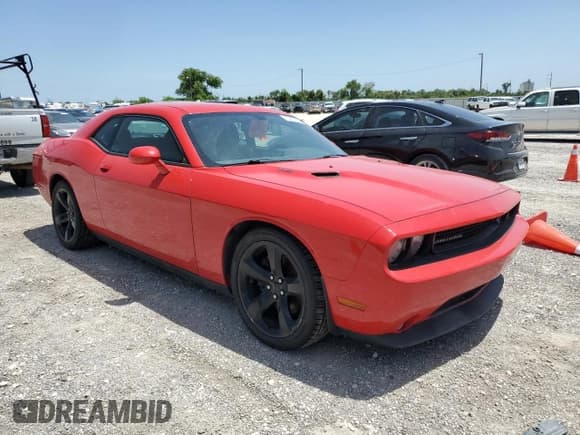 ✅ 2014 Dodge Challenger R/T 100th Anniversary Appearance • VIN: 2C3CDYBT2EH261306 • Lot: 60850764. Wystawiony na Copart z przebiegiem 109 145 mil. Bezpłatny archiwum sprzedaży aukcyjnych z USA i szczegółowy raport historii pojazdu na DreamBid. Zdjęcie 4.