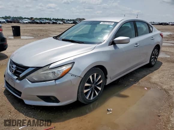 ✅ 2017 Nissan Altima SL • VIN: 1N4AL3AP0HC121183 • Lot: 59237545. Listed on Copart with 207,842 mi. Free auction sales archive from the USA and detailed vehicle history report at DreamBid. Image 1.