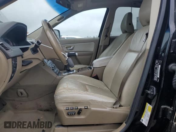 ✅ 2010 Volvo XC90 I6 • VIN: YV4982CY1A1563239 • Лот: 69322495. Опубликован ранее на Copart с пробегом 220 091 миль. Бесплатный доступ к архиву аукционных продаж из США и подробный отчёт об истории автомобиля на DreamBid. Изображение 7.