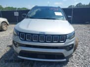 ✅ 2024 Jeep Compass Limited • VIN: 3C4NJDCN0RT125579 • Lot: 42313629. Wystawiony na IAAI z przebiegiem 39 137 mil. Bezpłatny archiwum sprzedaży aukcyjnych z USA i szczegółowy raport historii pojazdu na DreamBid. Zdjęcie 12.