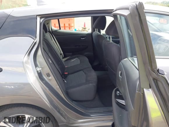 ✅ 2021 Nissan LEAF SV • VIN: 1N4AZ1CV5MC556404 • Лот: 43155071. Опубликован ранее на IAAI с пробегом 78 943 миль. Бесплатный доступ к архиву аукционных продаж из США и подробный отчёт об истории автомобиля на DreamBid. Изображение 8.