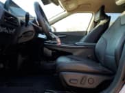 ✅ 2023 Kia EV6 Wind • VIN: KNDC34LA5P5130370 • Lot: 89710015. Wystawiony na Copart z przebiegiem 27 362 mil. Bezpłatny archiwum sprzedaży aukcyjnych z USA i szczegółowy raport historii pojazdu na DreamBid. Zdjęcie 7.