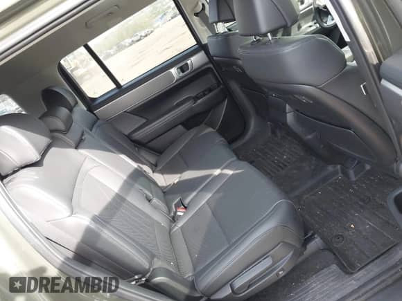 ✅ 2024 Hyundai Santa Fe XRT • VIN: 5NMP3DGL2RH015996 • Лот: 42123950. Размещён на IAAI с пробегом 15 521 миль миль. Получите бесплатный доступ к архиву аукционных продаж из США и посмотрите подробный отчёт об истории автомобиля на DreamBid. Изображение 8.