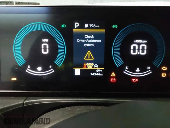 2024 Hyundai Santa Fe SE с VIN 5NMP14GL6RH050076, выставлен на аукционе IAAI как лот 41582793 с пробегом 14 344 миль миль и . История ставок и продаж доступна на DreamBid. Изображение 7.