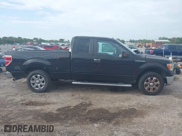 ✅ 2013 Ford F-150 XL • VIN: 1FTEX1CM1DFA35378 • Lot: 42504522. Listed on IAAI with 204,858 mi. Free auction sales archive from the USA and detailed vehicle history report at DreamBid. Image 13.