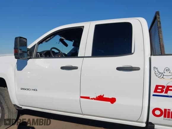 ✅ 2018 Chevrolet Silverado 2500HD Work Truck • VIN: 1GC2CUEG0JZ292906 • Lot: 43606831. Listed on IAAI with 163,085 mi. Free auction sales archive from the USA and detailed vehicle history report at DreamBid. Image 14.