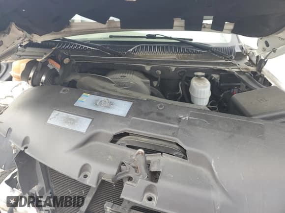 ✅ 2004 Chevrolet Suburban Z71 • VIN: 3GNFK16Z64G211289 • Лот: 51853965. Опубликован ранее на Copart с пробегом Не указан. Бесплатный доступ к архиву аукционных продаж из США и подробный отчёт об истории автомобиля на DreamBid. Изображение 12.