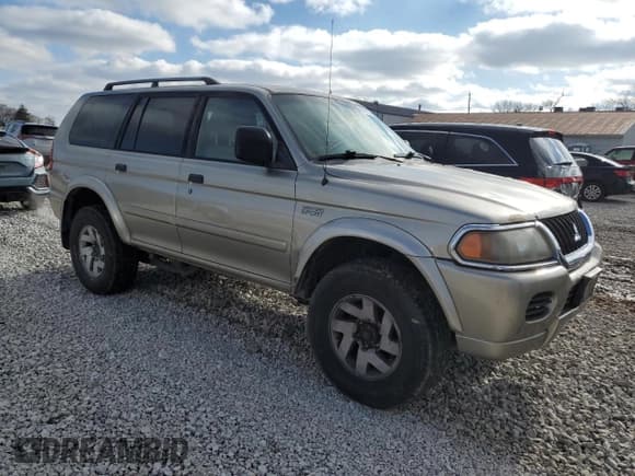 ✅ 2002 Mitsubishi Montero Sport XLS • VIN: JA4MT31R82P006978 • Лот: 87159364. Опубликован ранее на Copart с пробегом 223 777 миль. Бесплатный доступ к архиву аукционных продаж из США и подробный отчёт об истории автомобиля на DreamBid. Изображение 4.