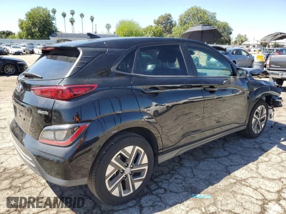 ✅ 2022 Hyundai Kona SEL • VIN: KM8K33AG7NU137039 • Лот: 50542324. Опубликован ранее на Copart с пробегом 15 496 миль. Бесплатный доступ к архиву аукционных продаж из США и подробный отчёт об истории автомобиля на DreamBid. Изображение 3.