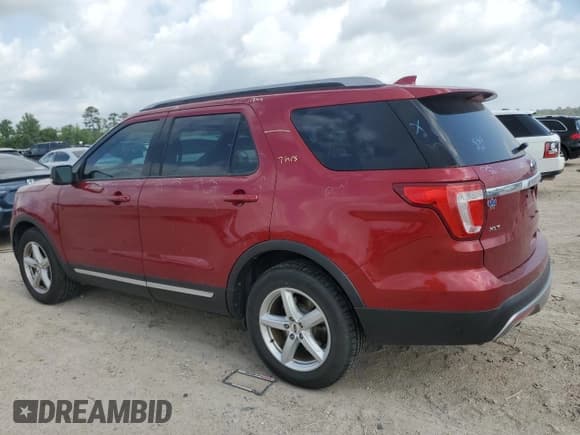 ✅ 2017 Ford Explorer XLT • VIN: 1FM5K7D81HGE37092 • Lot: 55135615. Listed on Copart with 63,124 mi. Free auction sales archive from the USA and detailed vehicle history report at DreamBid. Image 2.