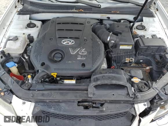 2008 Hyundai Sonata SE with VIN 5NPEU46F08H385880, listed as a Copart auction lot 67076544 with 124,138 mi miles and Salvage title. Bid and sale history available at DreamBid. Image 12.