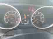 2013 Mitsubishi Outlander ES z VIN 4A4AP3AU9DE023832, wystawiony jako Copart lot #83817435 z przebiegiem 122 878 mil mil oraz Szkoda całkowita • Salvage title. Historia ofert i sprzedaży dostępna na DreamBid. Obrazek 9.