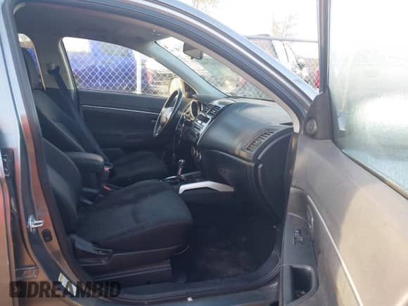 2011 Mitsubishi Outlander SE с VIN JA4AR4AU4BZ006203, выставлен на аукционе IAAI как лот 43447994 с пробегом 171 866 миль миль и . История ставок и продаж доступна на DreamBid. Изображение 5.