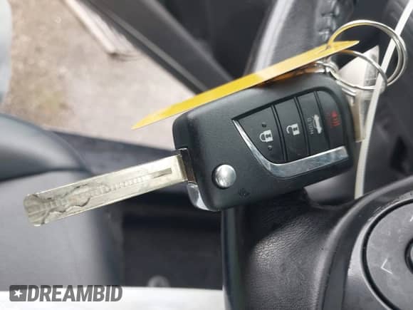 2022 Toyota Camry SE with VIN 4T1G11BK7NU047795, listed as a IAAI auction lot 42636810 with 59,439 mi miles and . Bid and sale history available at DreamBid. Image 11.