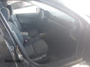 ✅ 2008 Mazda 3 i Touring • VIN: JM1BK12F181822290 • Lot: 43223956. Wystawiony na IAAI z przebiegiem 161 249 mil. Bezpłatny archiwum sprzedaży aukcyjnych z USA i szczegółowy raport historii pojazdu na DreamBid. Zdjęcie 5.