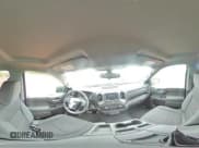 ✅ 2019 Chevrolet Silverado 1500 Custom • VIN: 1GCRYBEH0KZ402223 • Lot: 56124155. Wystawiony na Copart z przebiegiem 38 816 mil. Bezpłatny archiwum sprzedaży aukcyjnych z USA i szczegółowy raport historii pojazdu na DreamBid. Zdjęcie 14.