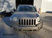 ✅ 2009 Jeep Compass Sport • VIN: 1J8FT47B49D140485 • Lot: 89891965. Listed on Copart with 101,497 mi. Free auction sales archive from the USA and detailed vehicle history report at DreamBid. Image 5.