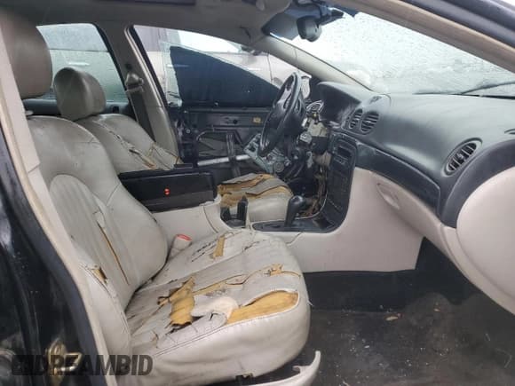 ✅ 2002 Chrysler 300M M • VIN: 2C3AE76K22H199076 • Lot: 82248434. Listed on Copart with Not provided. Free auction sales archive from the USA and detailed vehicle history report at DreamBid. Image 7.