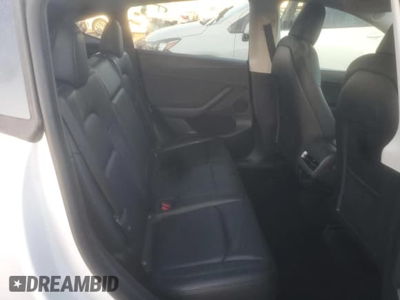 ✅ 2022 Tesla Model Y Performance • VIN: 7SAYGDEF8NF490332 • Lot: 71229425. Listed on Copart with 77,145 mi. Free auction sales archive from the USA and detailed vehicle history report at DreamBid. Image 10.