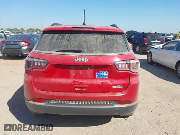 ✅ 2017 Jeep Compass Latitude • VIN: 3C4NJCBB6HT669360 • Lot: 43394313. Wystawiony na IAAI z przebiegiem 60 393 mil. Bezpłatny archiwum sprzedaży aukcyjnych z USA i szczegółowy raport historii pojazdu na DreamBid. Zdjęcie 16.