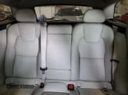 ✅ 2018 Volvo XC60 Momentum • VIN: YV4102RK4J1070470 • Лот: 82450445. Опубликован ранее на Copart с пробегом 154 113 миль. Бесплатный доступ к архиву аукционных продаж из США и подробный отчёт об истории автомобиля на DreamBid. Изображение 10.