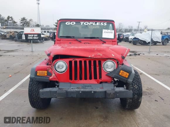 ✅ 2006 Jeep Wrangler SE • VIN: 1J4FA29156P762295 • Lot: 41669950. Listed on IAAI with 163,492 mi. Free auction sales archive from the USA and detailed vehicle history report at DreamBid. Image 12.