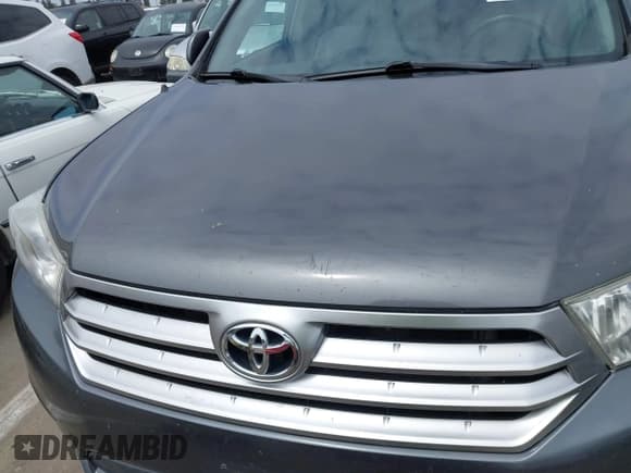 ✅ 2011 Toyota Highlander • VIN: 5TDZK3EH8BS027822 • Лот: 42051111. Опубликован ранее на IAAI с пробегом 174 290 миль. Бесплатный доступ к архиву аукционных продаж из США и подробный отчёт об истории автомобиля на DreamBid. Изображение 17.