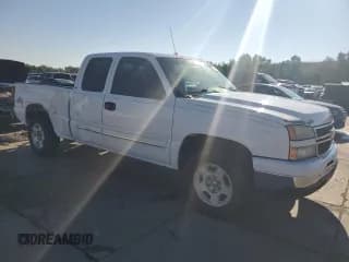 ✅ 2006 Chevrolet Silverado 1500 LS • VIN: 1GCEK19V16Z207120 • Лот: 69255924. Опубликован ранее на Copart с пробегом 215 962 миль. Бесплатный доступ к архиву аукционных продаж из США и подробный отчёт об истории автомобиля на DreamBid. Изображение 4.