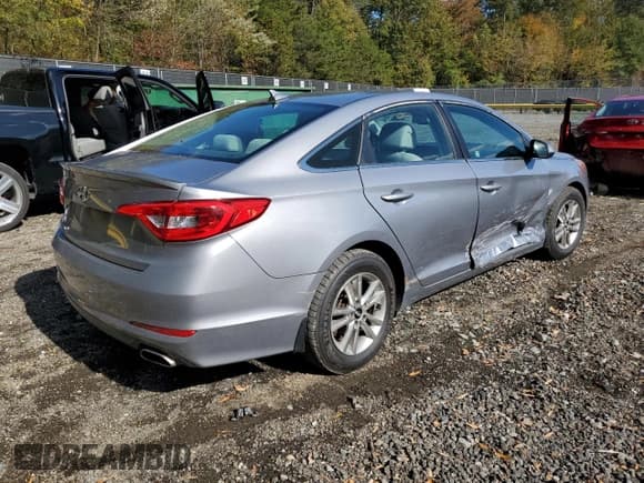 ✅ 2016 Hyundai Sonata 2.4L • VIN: 5NPE24AF5GH292283 • Лот: 87477135. Опубликован ранее на Copart с пробегом 114 514 миль. Бесплатный доступ к архиву аукционных продаж из США и подробный отчёт об истории автомобиля на DreamBid. Изображение 3.