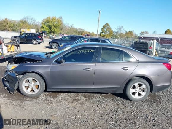 ✅ 2013 Chevrolet Malibu LT • VIN: 1G11C5SA8DF141652 • Lot: 43442790. Listed on IAAI with 128,583 mi miles. Access the free auction sales archive from the USA and view a detailed vehicle history report at DreamBid. Image 14.