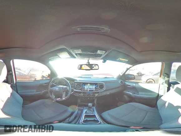 ✅ 2016 Toyota Tacoma TRD Sport • VIN: 5TFCZ5AN5GX039176 • Lot: 82217425. Listed on Copart with 123,018 mi. Free auction sales archive from the USA and detailed vehicle history report at DreamBid. Image 15.