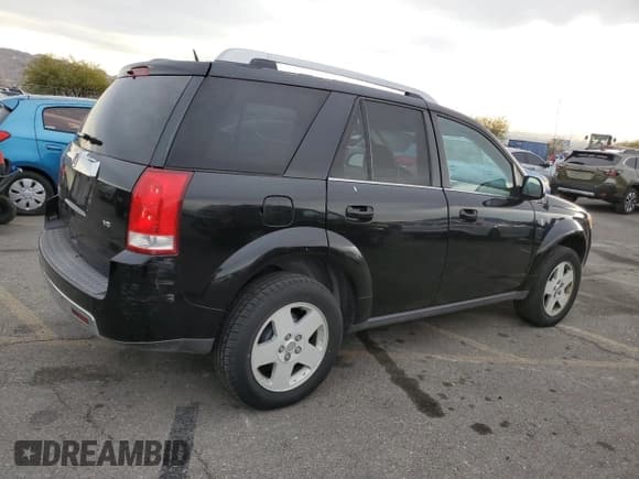 ✅ 2006 Saturn VUE • VIN: 5GZCZ53406S890574 • Lot: 85065244. Wystawiony na Copart z przebiegiem 161 711 mil. Bezpłatny archiwum sprzedaży aukcyjnych z USA i szczegółowy raport historii pojazdu na DreamBid. Zdjęcie 3.